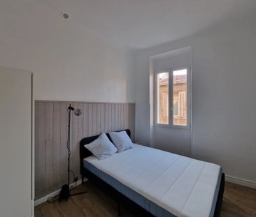 Location Appartement 2 pièces 31m² MARSEILLE 3ème - Photo 2