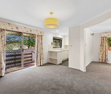 Freshly Updated Free Standing Town House - Photo 6