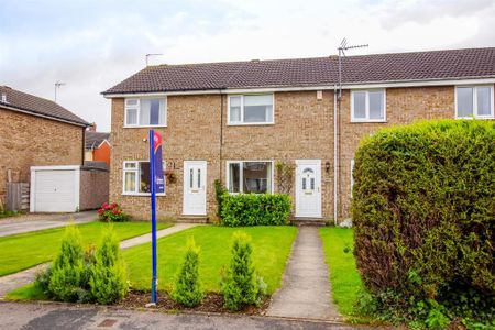 2 bedroom terraced house to rent - Photo 3