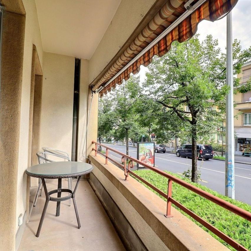 Magnifique appartement meublé de 3.5 P / 2 CHB / 1 SDB / 1 Balcon - Foto 1