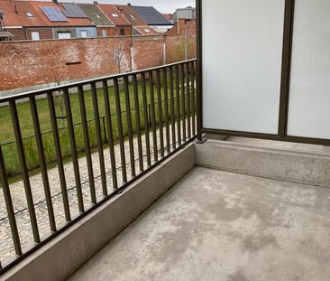 Gemeubeld appartement, rustig gelegen in Sint-Niklaas - Photo 5