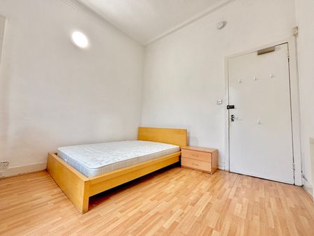 3 Bed Flat, Westbank Quadrant, G12 - Photo 4