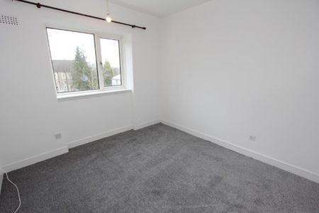 3 bedroom apartment to rent - Photo 4