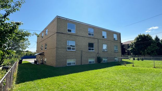 For Lease - 242 Wilmington Avenue, Toronto, Ontario - Photo 1