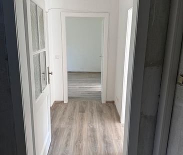 Ruhige Zweizimmerwohnung mit Wohnküche und Gartennutzung - Foto 1