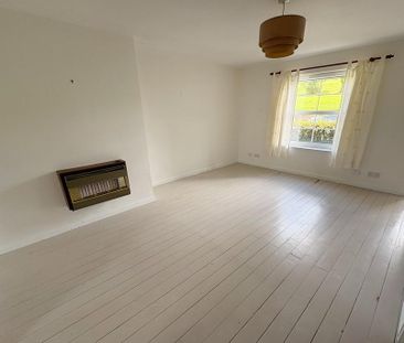 2 bedroom end of terrace house to rent - Photo 4