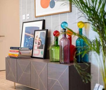 Westfield Avenue, Stratford, E20 - Photo 1