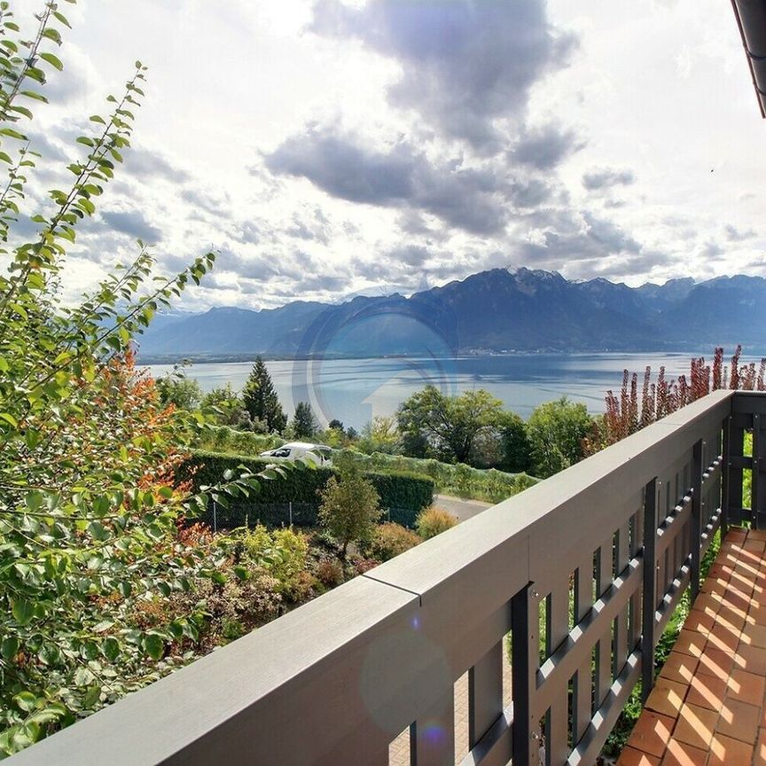 MAGNIFIQUE VILLA INDIVIDUELLE DE 6,5 PIÈCES AVEC VUE SUR LE LAC - Photo 1