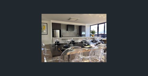 Art Series RESIDENCES [THE CHEN]-Furnished 2 bedroom 1 bathroom with on site parking - Photo 1