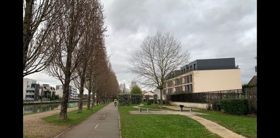 Location Appartement 2 pièces 48 m² Les Pavillons-sous-Bois - Photo 2