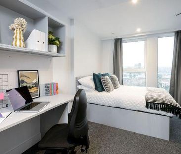 Studio to rent - Photo 1