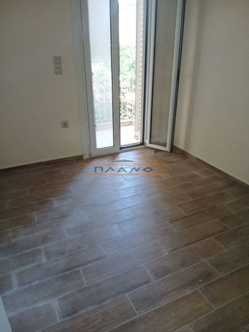Διαμέρισμα για ενοικίαση Αμφιθέα (Παλαιό Φάληρο) - Φωτογραφία 2