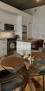 Condo Loft, Style Industriel, Proche du Marché Atwater - Photo 3