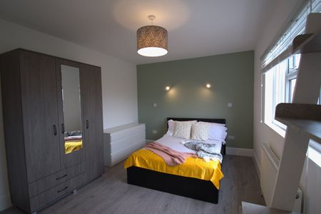 Room in a Shared House, Strelley Way, W3 - Photo 2