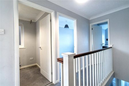 3 bedroom semi-detached house to rent - Photo 3