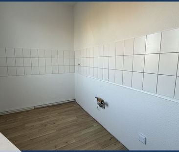 Attraktive 3-Raum-Wohnung mit Balkon in Stadtfeld-West – Einbauküch... - Photo 2