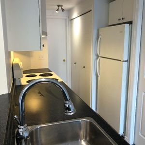 3 1/2 Semi meublé Maisonneuve métro Pie-IX - Photo 2