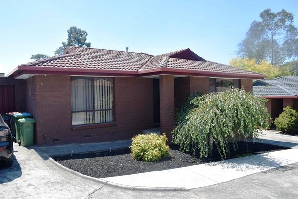 2/90 Croydon Road, Croydon - Photo 1