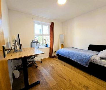 Linen Court, Salford, M3 - Photo 4