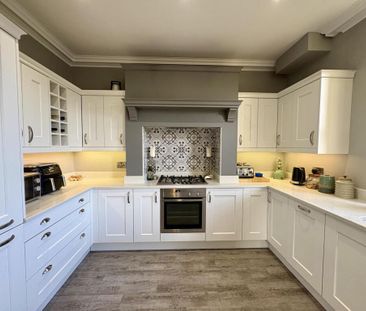 3 bedroom terraced house to rent - Photo 5