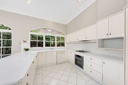 46 Golfers Parade, Pymble, NSW 2073 - Photo 2