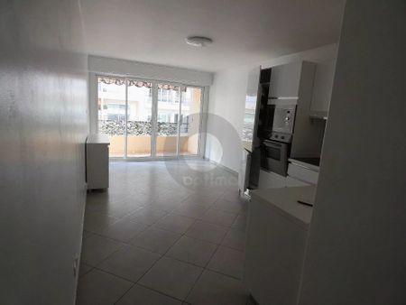 Location Appartement 3 pièces 49m² ROQUEBRUNE CAP MARTIN 06190 - Photo 3