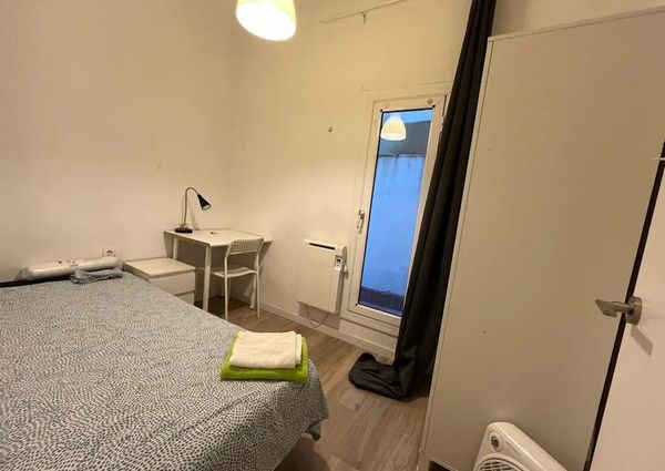 Carrer del Robí, Barcelona, Catalonia 08012