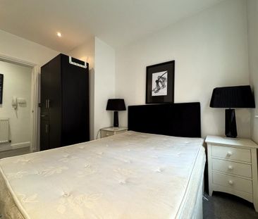 2 bedroom flat to rent - Photo 3