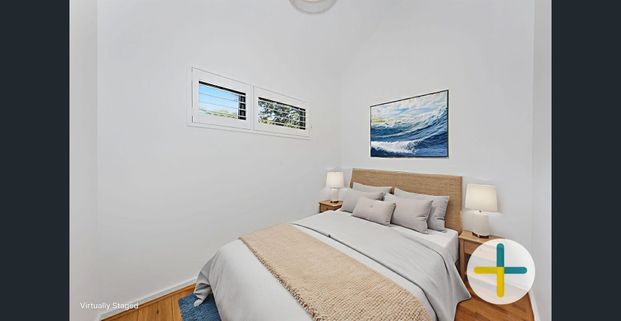 Immaculately renovated two Bedroom split-level Townhouse + Loft / Storage - Photo 1