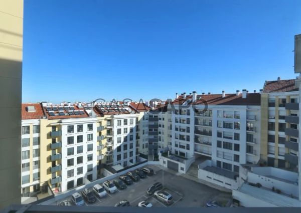 Apartamento T2 para alugar na Amadora