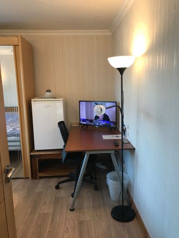 Room in a Shared House, Brockham Drive, IG2 - Photo 4