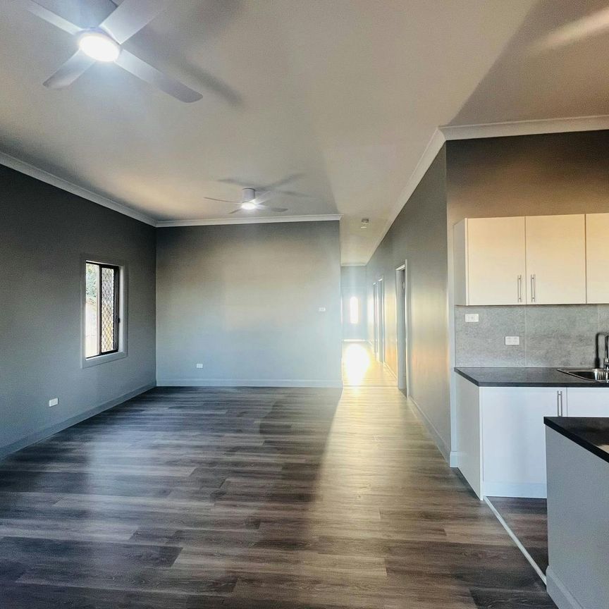 Newly Renovated 4 Bedroom Home - Photo 1