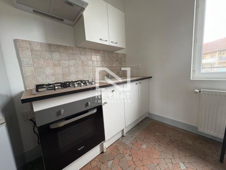 Location Appartement 2 pièces 41m² AUTUN 71400 - Photo 3