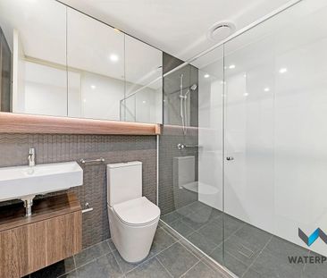 Lennox Apartment | 1 Bedroom with Parking - Photo 5