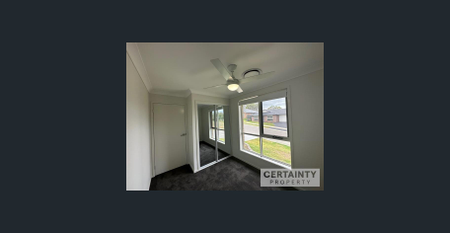 This home is ready for you to move in! - Photo 4