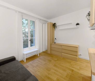 Rental Apartment Paris 15th Grenelle - Photo 3