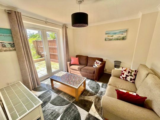 Parmenter Road, Norwich - Photo 1