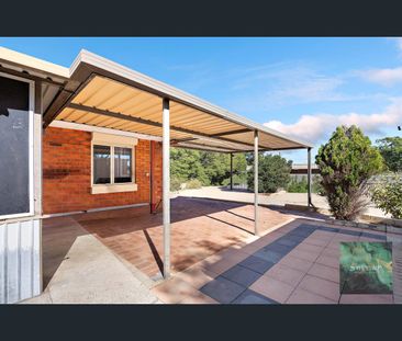 8 Kerun Ct, Armadale, WA 6112 - Photo 5