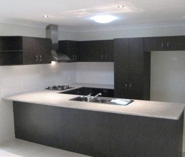 1 Van Beelen St - Photo 5