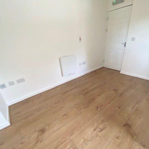 Buckingham Road - Photo 2