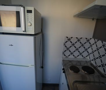 LILLE - APPARTEMENT - T1 MEUBLE - Photo 5