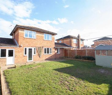 3 bedroom semi-detached house to rent - Photo 4