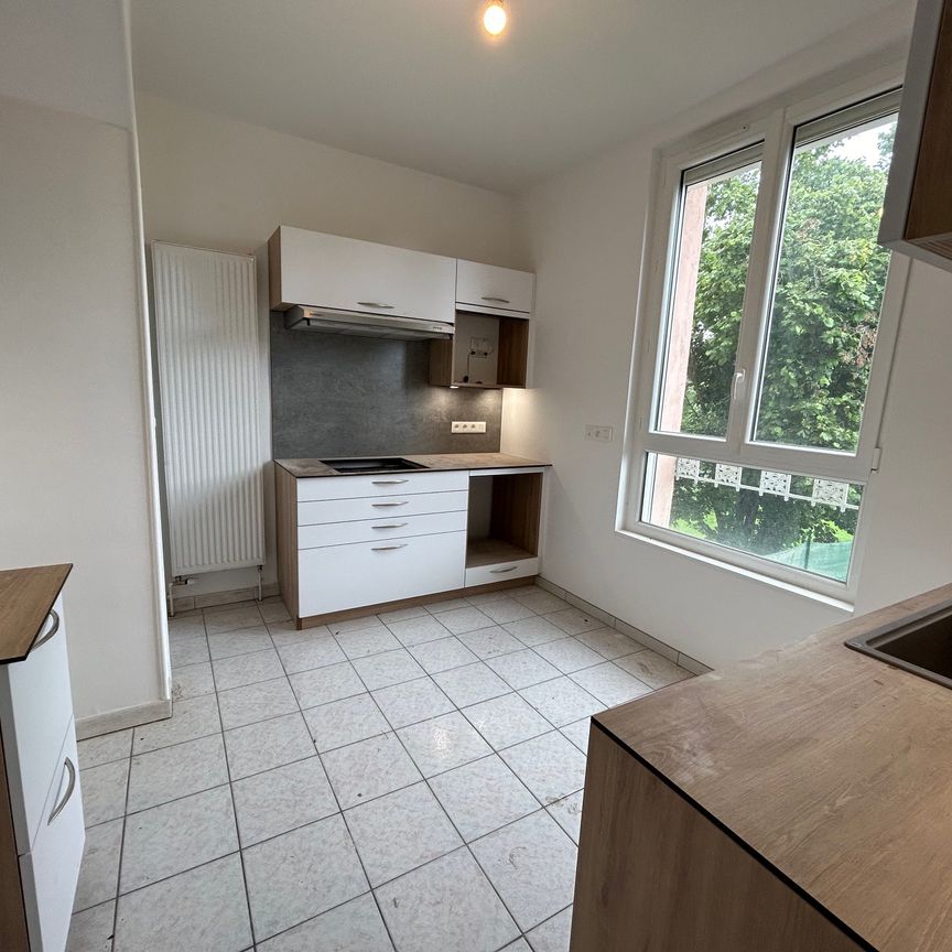 Location Maison 5 pièces 126m² BELLERIVE SUR ALLIER 03700 - Photo 1