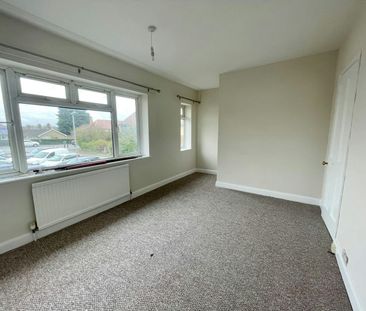 Terraced House to rent on - Photo 2