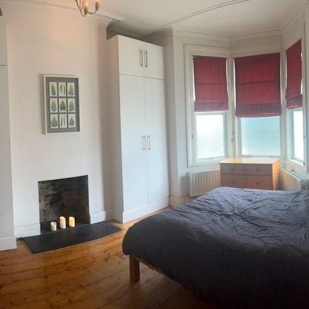 Room in a Shared House, Eynham Road, W12 - Photo 3