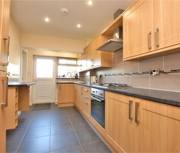 Park Street, Uttoxeter, Staffordshire ST14 7AQ - Photo 1