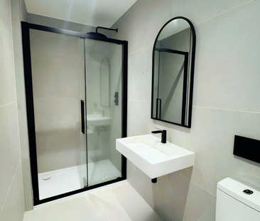 Terraced house to rent - Photo 4