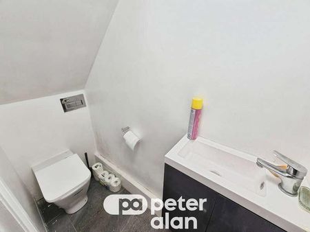 Cromwell Road, Newport, NP19 - Photo 3