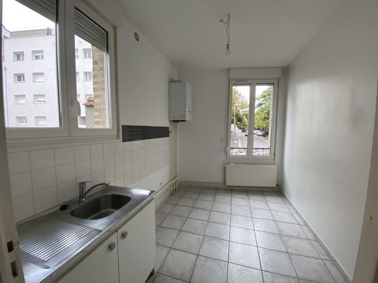 Location Appartement 3 pièces 62m² REIMS 51100 - Photo 1