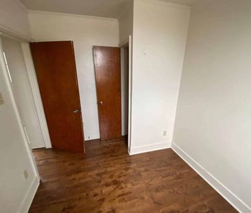 297 Helen St, Unit 1, Kingston, ON - Photo 5